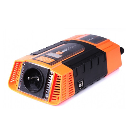 Měnič napětí Carspa PID600-12 12V/230V+2xUSB 600W, modifikovaná sinus, digitální display, vhodný do auta